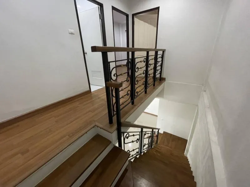 รูปที่4 ต้องการขายบ้านพร้อมที่ดิน ห้วยกะปิ เมืองชลบุรี ราคา 1,900,000 บาท