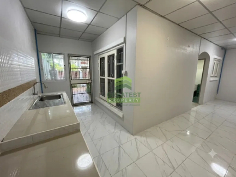 รูปที่5 ต้องการขายทาวน์โฮม คลองสาม คลองหลวง ราคา 2,390,000 บาท