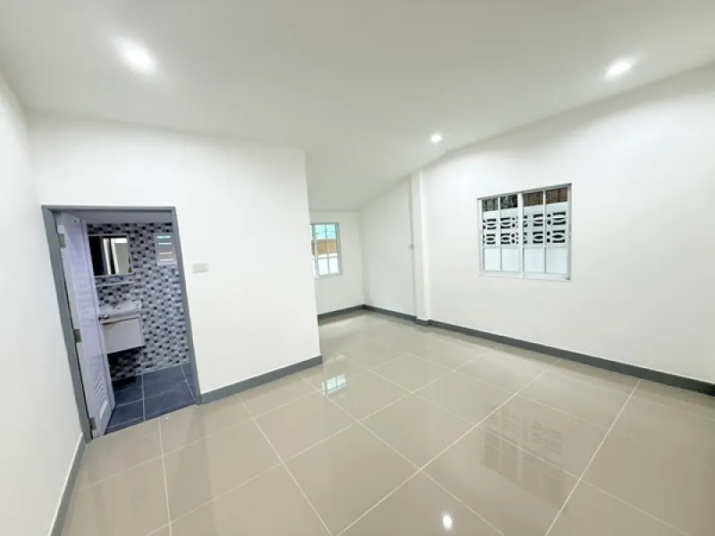 รูปที่6 ต้องการขายบ้านพร้อมที่ดิน บางชัน เขตคลองสามวา ราคา 3,390,000 บาท