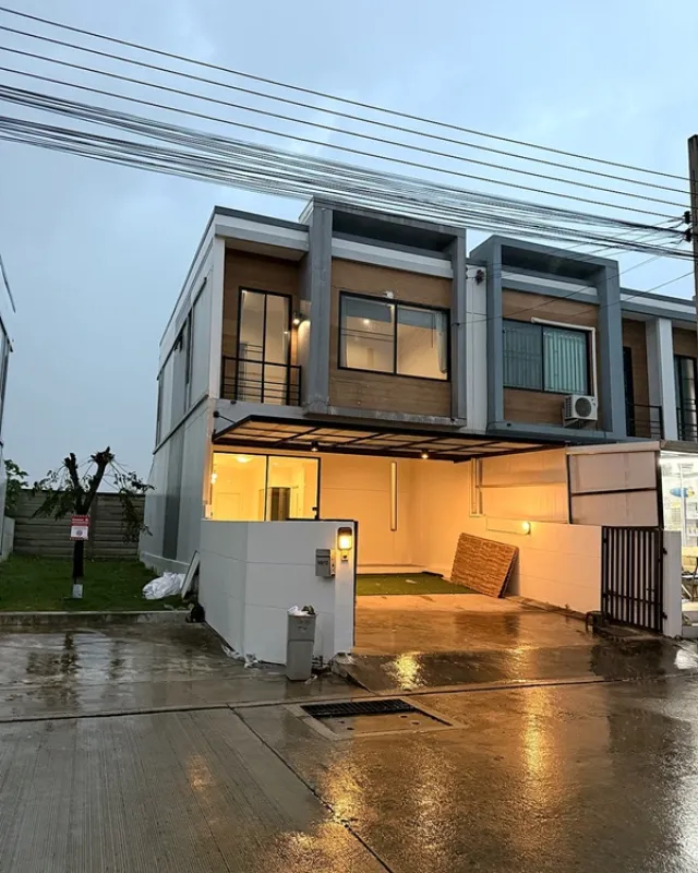 รูปที่6 ต้องการขายทาวน์โฮม ละหาร บางบัวทอง ราคา 2,590,000 บาท