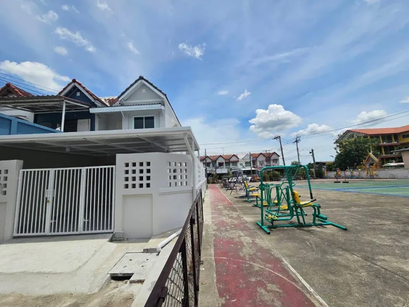 รูปที่3 ต้องการขายบ้านพร้อมที่ดิน หนองแขม เขตหนองแขม ราคา 1,890,000 บาท