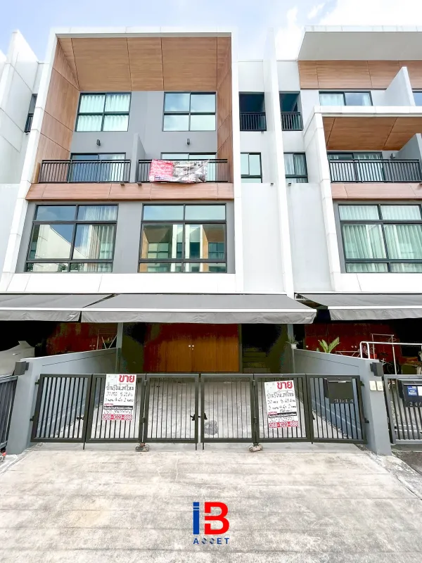 🏡บ้านหรูพร้อมอยู่ ใกล้ทองหล่อ-เอกมัย เพียงไม่กี่นาที สังคมพรีเมียม สิ่งอำนวยความสะดวกครบครันราคา 8.69 ล้านบาท อย่าช้า!