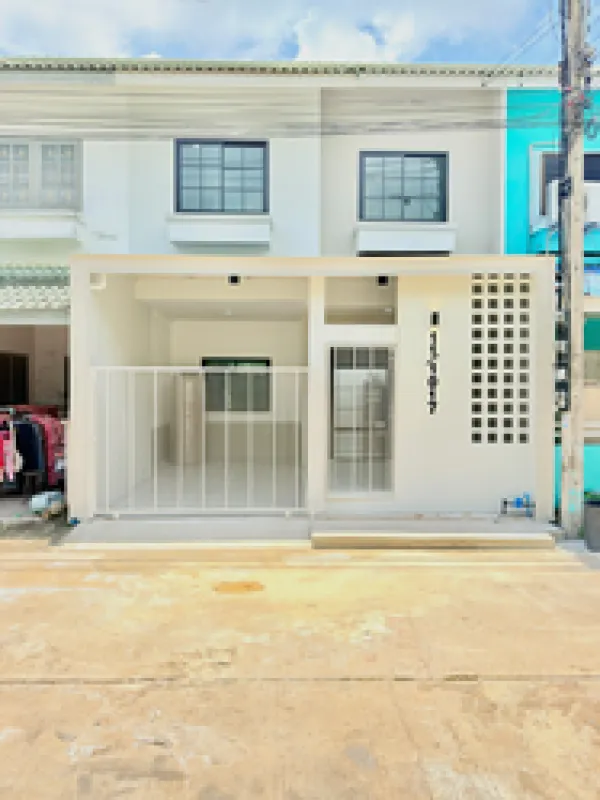 บ้านเลขที่ 11/1017  ต.บึงน้ำรักษ์ อ.ธัญบุรี จ.ปทุมธานี