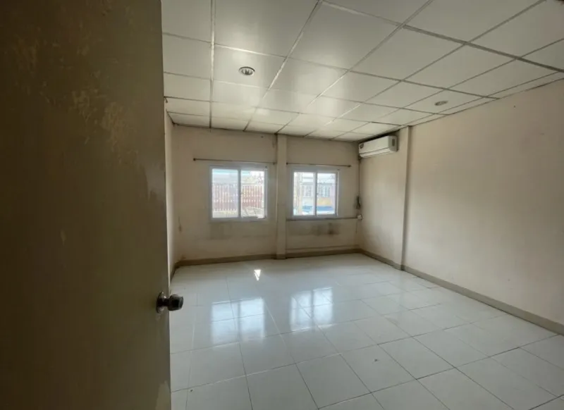 รูปที่5 ต้องการขายบ้านพร้อมที่ดิน คลองถนน เขตสายไหม ราคา 1,680,000 บาท