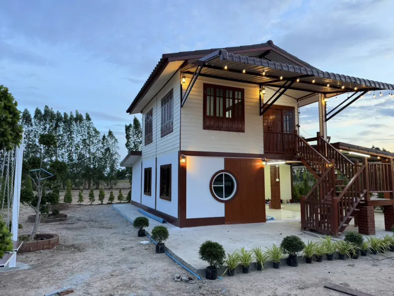 บ้านสวน  ร่มรื่น มีเพื่อนบ้าน เนื้อที่ 5 ไร่  2,790,000.- 5 ห้องนอน 2 ห้องน้ำ  1 ห้องครัว  โรงจอดรถ ศาลานั่งเล่น จัดสวนรอบบ้าน ️ต.หนองราชวัตร อ.หนองหญ้าไซ จ.สุพรรณบุรี