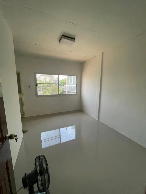 รูปที่5 ต้องการขายทาวน์โฮม มีนบุรี เขตมีนบุรี ราคา 1,690,000 บาท