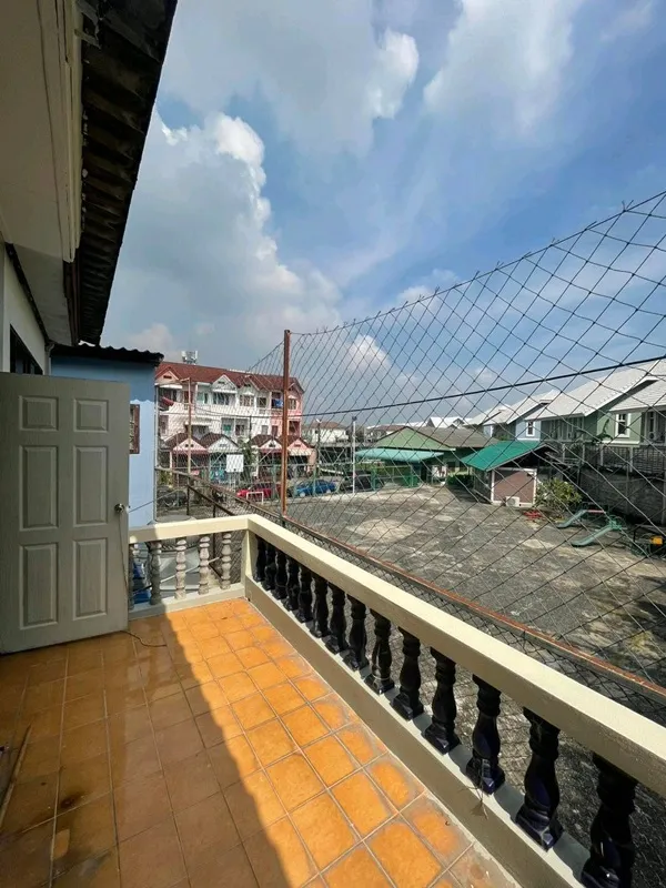 รูปที่8 ต้องการขายทาวน์โฮม มีนบุรี เขตมีนบุรี ราคา 1,690,000 บาท