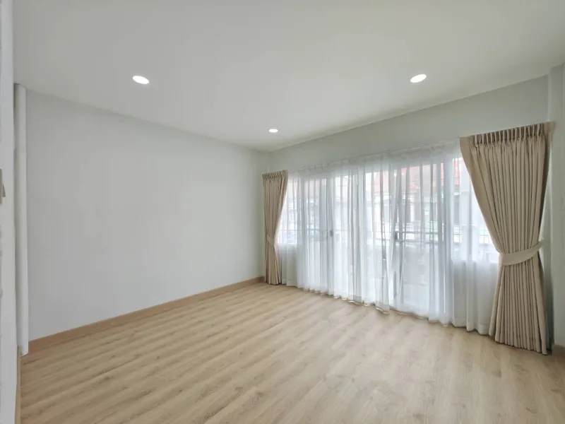 รูปที่8 ต้องการขายบ้านพร้อมที่ดิน ท่าแร้ง เขตบางเขน ราคา 1,990,000 บาท