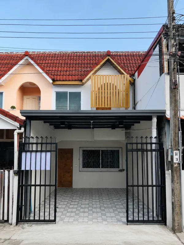 หมู่บ้านเจริญทรัพย์ ซอยเจริญพัฒนา 4