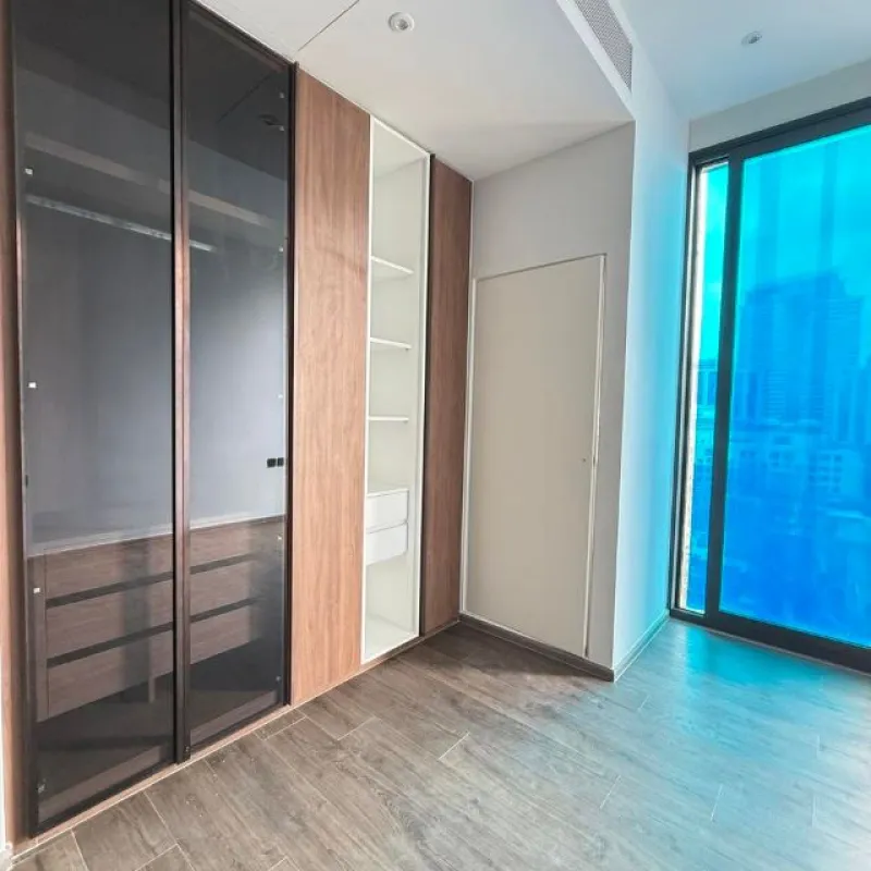 รูปที่5 ต้องการขายคอนโดมิเนียม สีลม เขตบางรัก ราคา 8,800,000 บาท
