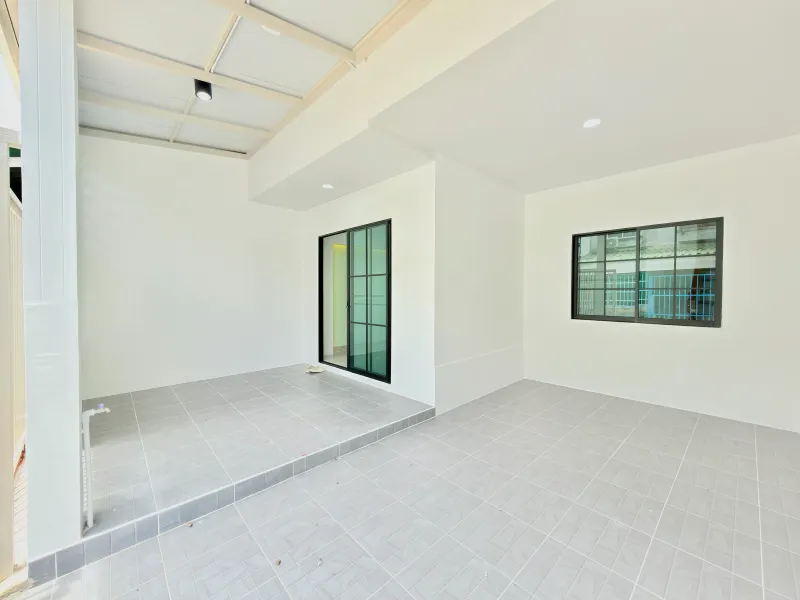 รูปที่4 ต้องการขายทาวน์โฮม บึงน้ำรักษ์ ธัญบุรี  