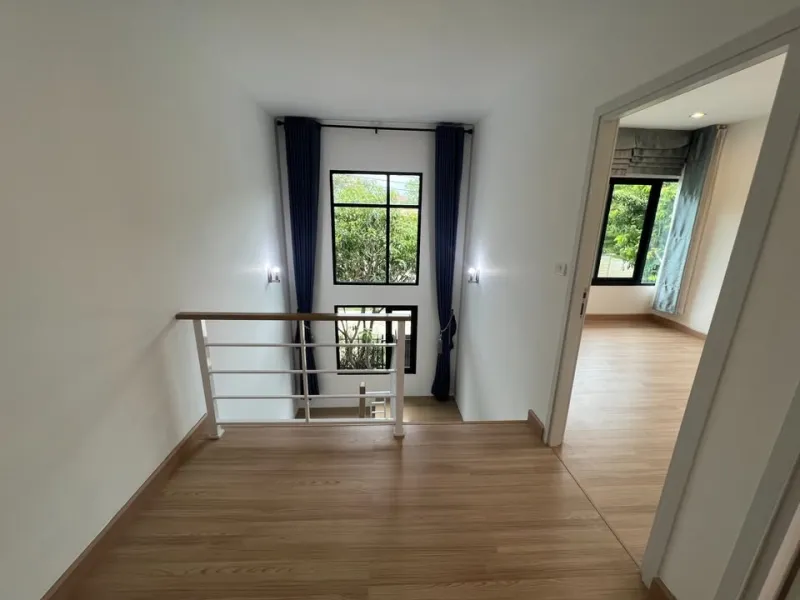 รูปที่6 ต้องการขายบ้านพร้อมที่ดิน หลักหก เมืองปทุมธานี ราคา 5,290,000 บาท