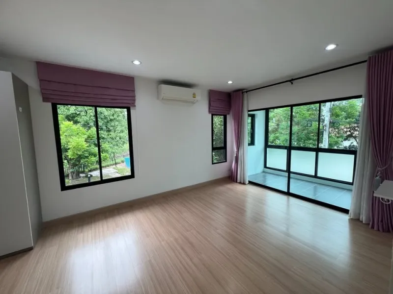 รูปที่7 ต้องการขายบ้านพร้อมที่ดิน หลักหก เมืองปทุมธานี ราคา 5,290,000 บาท