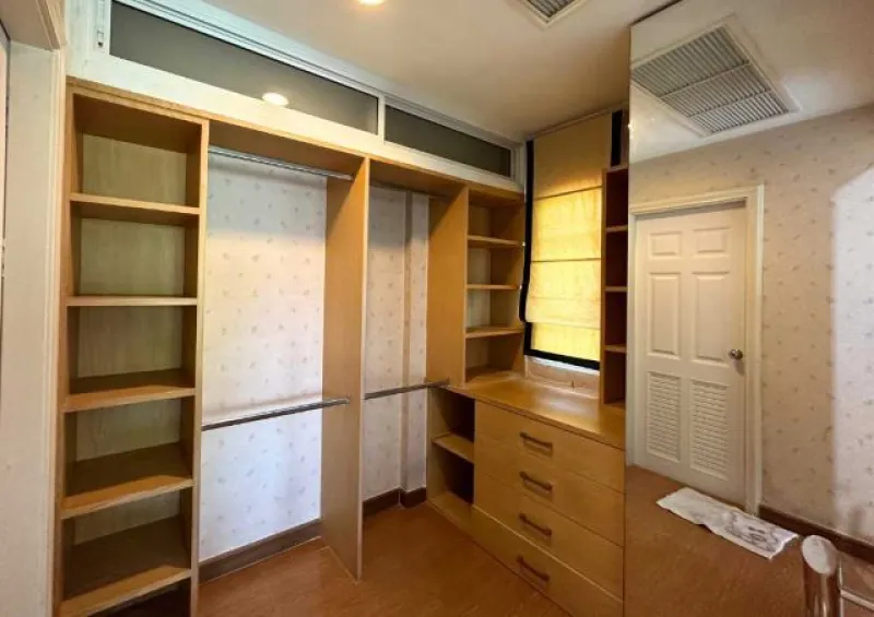 รูปที่3 ต้องการขายบ้านพร้อมที่ดิน ประเวศ เขตประเวศ ราคา 8,500,000 บาท