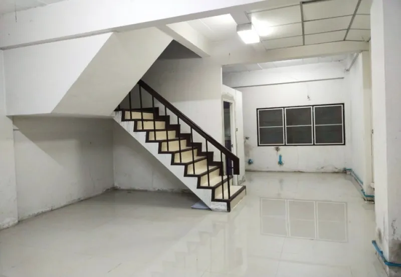 รูปที่4 ต้องการขายทาวน์โฮม มีนบุรี เขตมีนบุรี ราคา 2,200,000 บาท