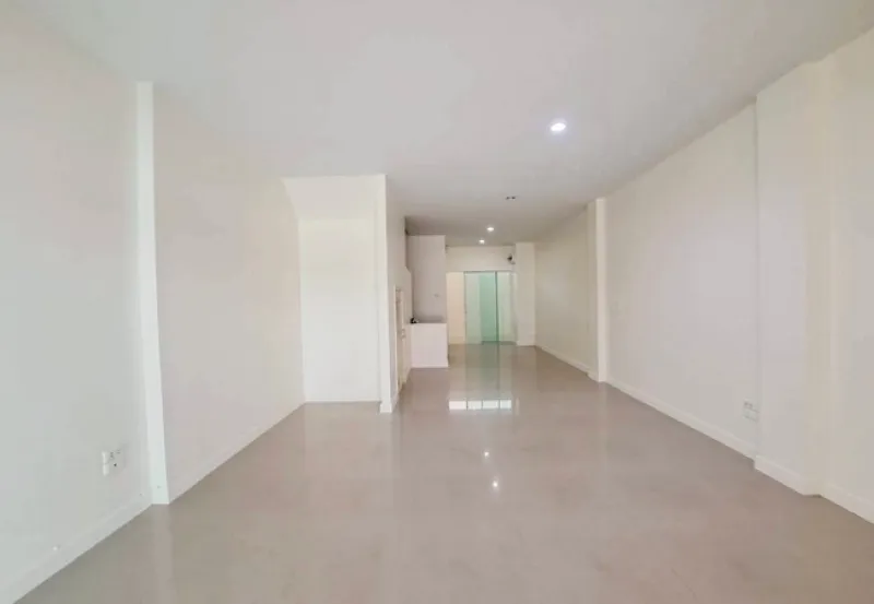 รูปที่4 ต้องการขายทาวน์โฮม สะพานสูง เขตสะพานสูง ราคา 3,790,000 บาท