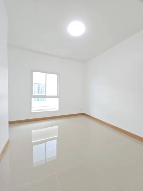 รูปที่5 ต้องการขายบ้านพร้อมที่ดิน ลำผักชี เขตหนองจอก ราคา 2,350,000 บาท