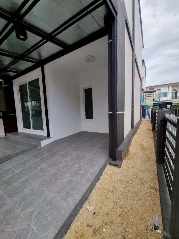 รูปที่6 ต้องการขายบ้านพร้อมที่ดิน ท่าข้าม เขตบางขุนเทียน ราคา 2,390,000 บาท