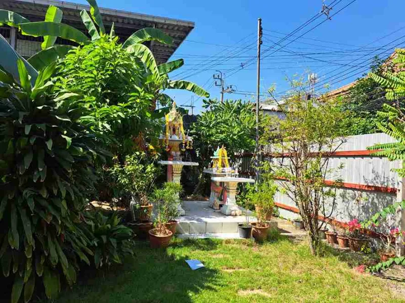 รูปที่4 ต้องการขายบ้านพร้อมที่ดิน บางเขน เมืองนนทบุรี ราคา 6,000,000 บาท