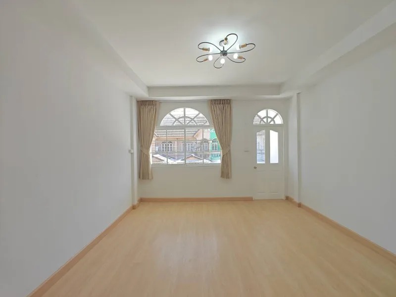รูปที่8 ต้องการขายบ้านพร้อมที่ดิน ท่าแร้ง เขตบางเขน ราคา 2,290,000 บาท