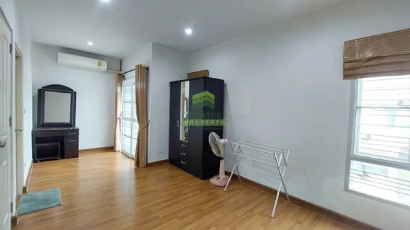 รูปที่3 ต้องการขายบ้านพร้อมที่ดิน ทรายกองดิน เขตคลองสามวา ราคา 2,650,000 บาท