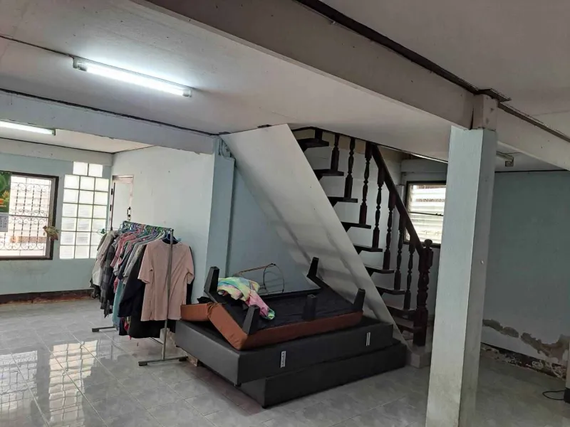 รูปที่5 ต้องการขายบ้านพร้อมที่ดิน บางเขน เมืองนนทบุรี ราคา 2,500,000 บาท