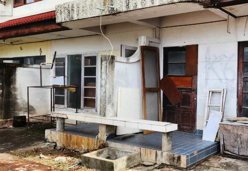 รูปที่3 ต้องการขายทาวน์โฮม คลองห้า คลองหลวง ราคา 650,000 บาท