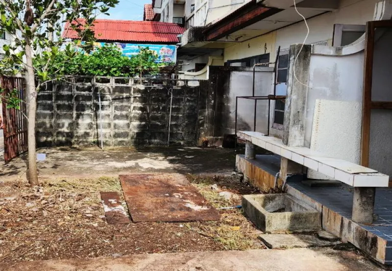 รูปที่5 ต้องการขายทาวน์โฮม คลองห้า คลองหลวง ราคา 650,000 บาท