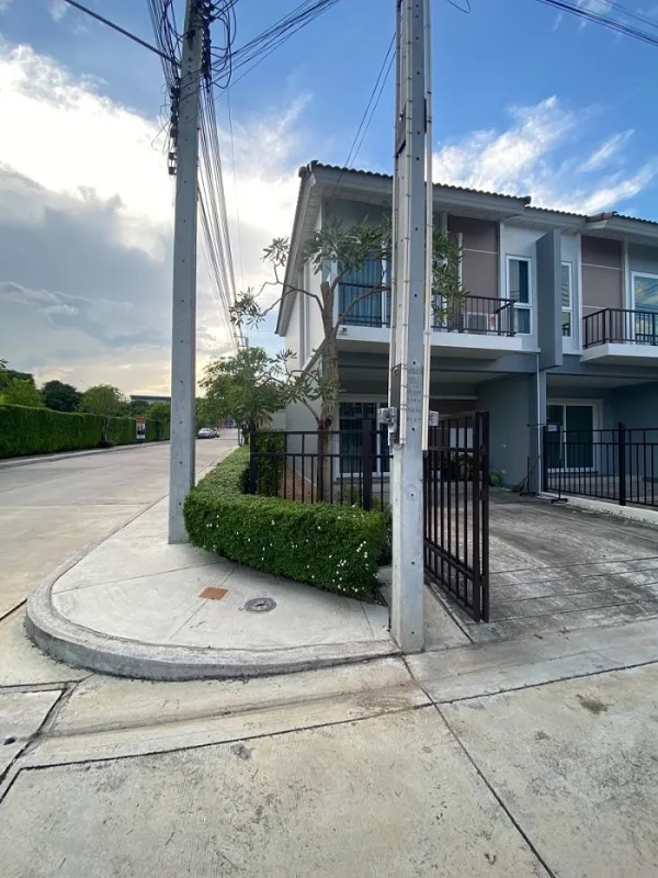 รูปที่2 ต้องการขายบ้านพร้อมที่ดิน หนองขาม ศรีราชา ราคา 2,490,000 บาท