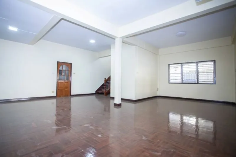 รูปที่4 ให้เช่าบ้านพร้อมที่ดิน สามเสนใน เขตพญาไท ราคา 40,000 บาท