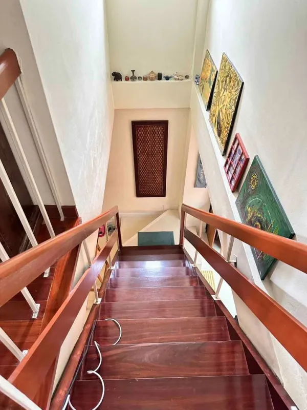 รูปที่3 ต้องการขายบ้านพร้อมที่ดิน บางจาก เขตพระโขนง ราคา 18,500,000 บาท