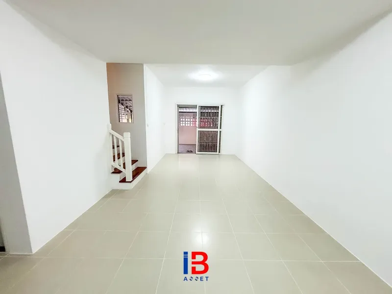 รูปที่2 ต้องการขายบ้านพร้อมที่ดิน เสาธงหิน บางใหญ่ ราคา 1,590,000 บาท