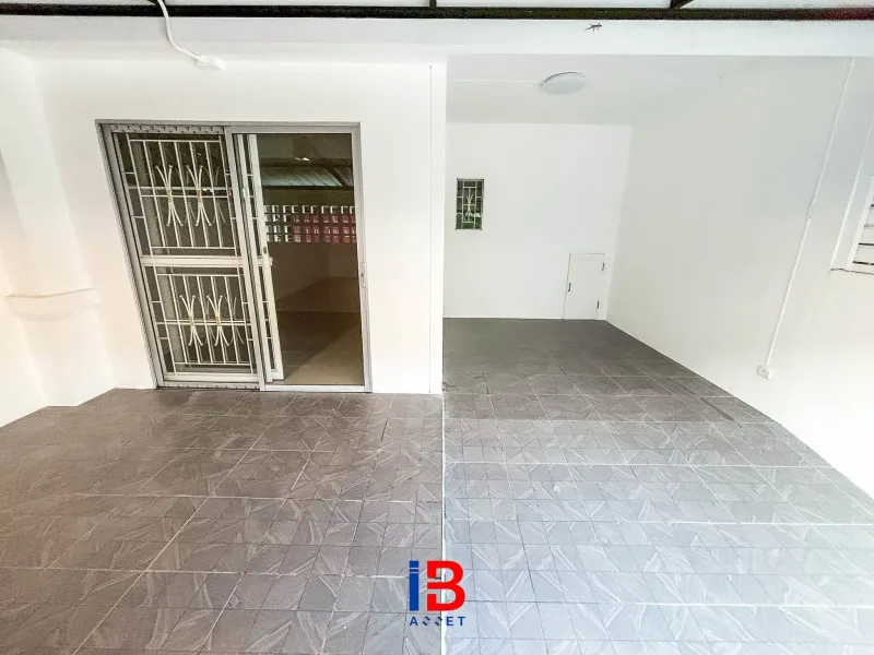 รูปที่6 ต้องการขายบ้านพร้อมที่ดิน เสาธงหิน บางใหญ่ ราคา 1,590,000 บาท