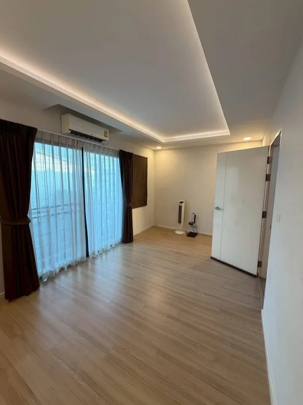 รูปที่3 ต้องการขายบ้านพร้อมที่ดิน ประเวศ เขตประเวศ ราคา 3,600,000 บาท