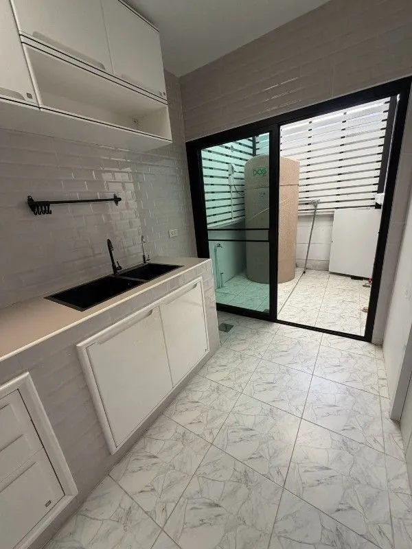 รูปที่5 ต้องการขายบ้านพร้อมที่ดิน คูคต ลำลูกกา ราคา 2,900,000 บาท