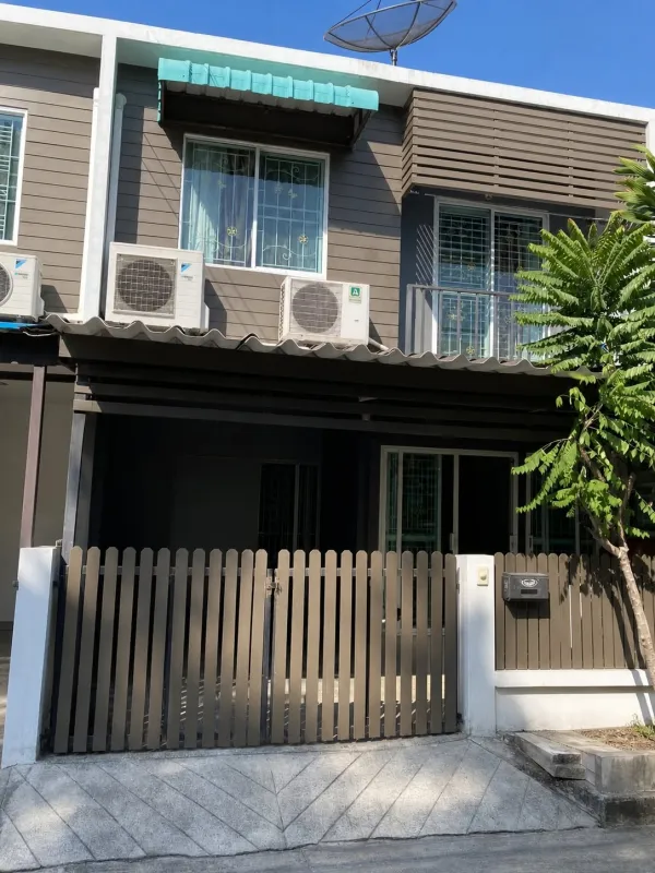 รูปที่2 ต้องการขายทาวน์โฮม บางพลีใหญ่ บางพลี ราคา 2,090,000 บาท