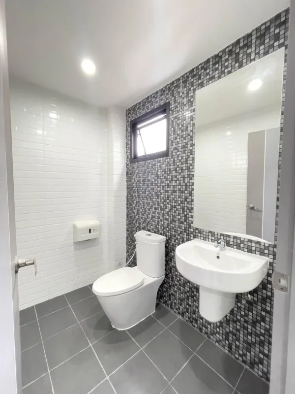 รูปที่8 ต้องการขายบ้านพร้อมที่ดิน ศาลายา พุทธมณฑล ราคา 8,990,000 บาท