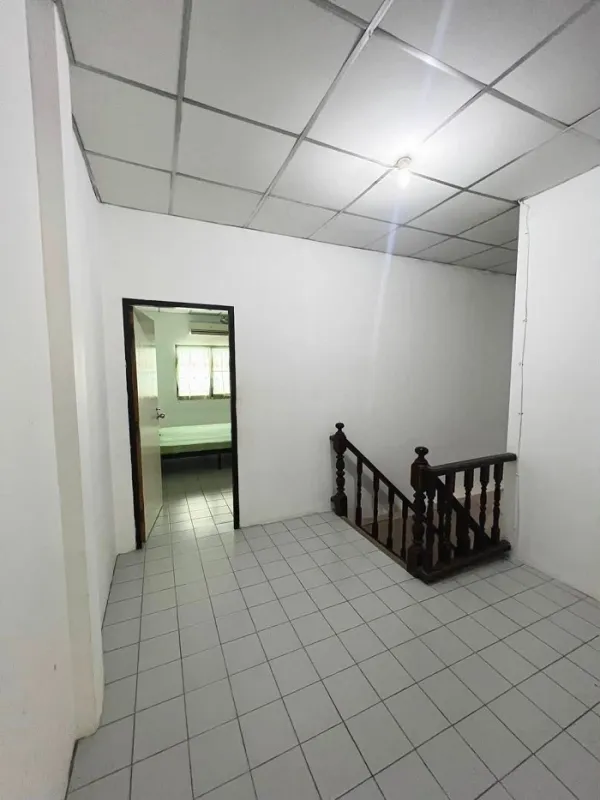 รูปที่6 ต้องการขายบ้านพร้อมที่ดิน ชะอำ ชะอำ ราคา 2,700,000 บาท