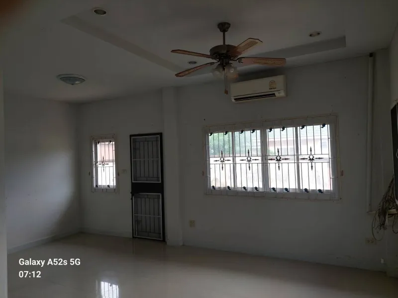 รูปที่4 ต้องการขายบ้านพร้อมที่ดิน บึง ศรีราชา ราคา 2,690,000 บาท