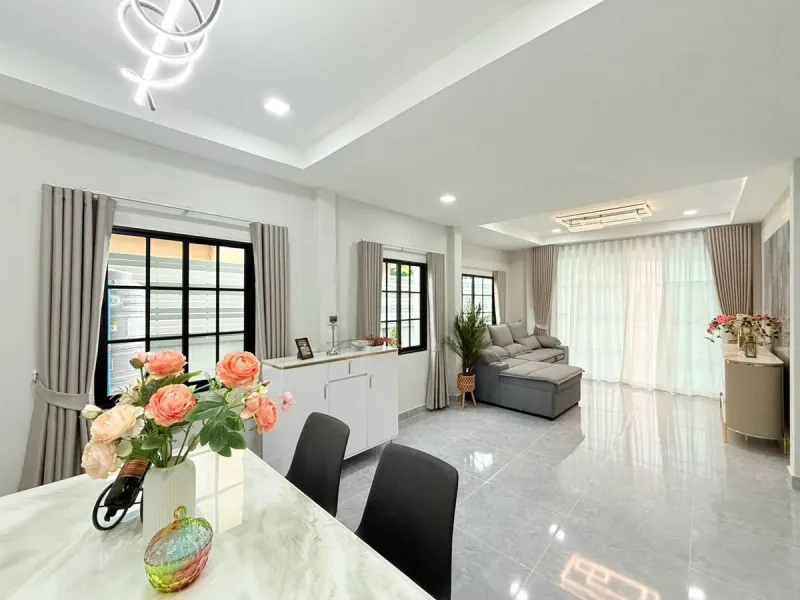 รูปที่4 ต้องการขายบ้านพร้อมที่ดิน สามวาตะวันตก เขตคลองสามวา  