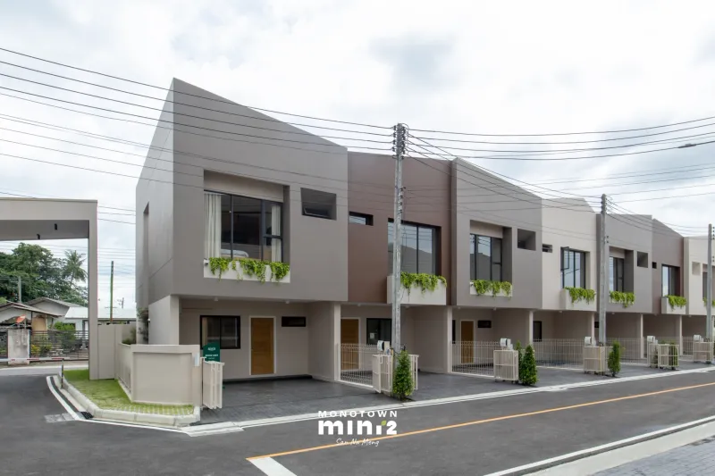 Monotown Mini 2 ทาวน์โฮม 2 ชั้น พร้อมคอร์ตยาร์ดกลางบ้าน