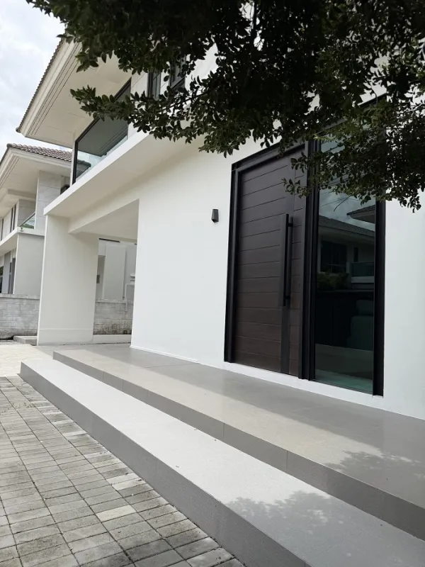 รูปที่6 ต้องการขายบ้านพร้อมที่ดิน คลองสองต้นนุ่น เขตลาดกระบัง ราคา 14,000,000 บาท