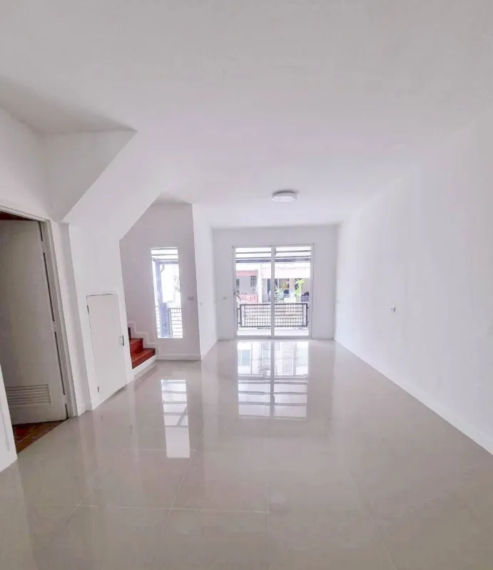 รูปที่6 ต้องการขายบ้านพร้อมที่ดิน ท่าข้าม เขตบางขุนเทียน ราคา 2,290,000 บาท