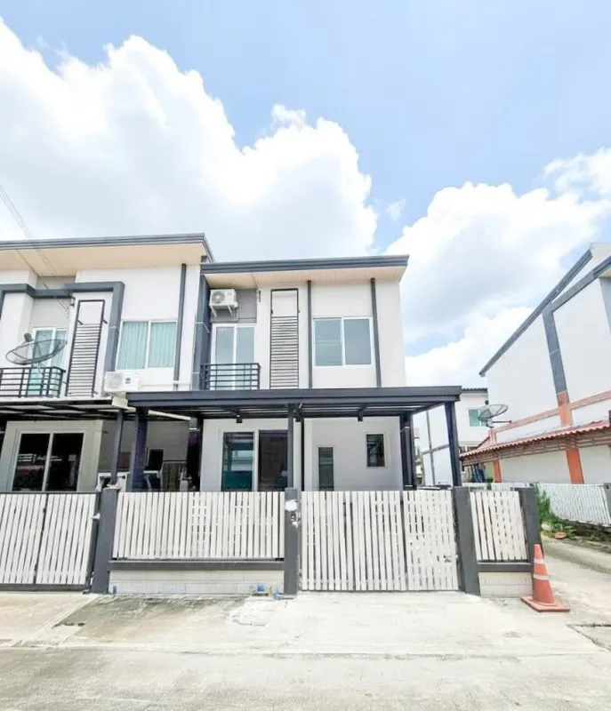 รูปที่2 ต้องการขายบ้านพร้อมที่ดิน ท่าข้าม เขตบางขุนเทียน ราคา 2,290,000 บาท