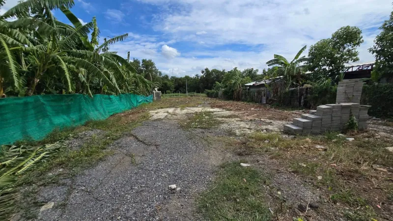 รูปที่6 ต้องการขายบ้านพร้อมที่ดิน คลองสี่ คลองหลวง ราคา 3,000,000 บาท