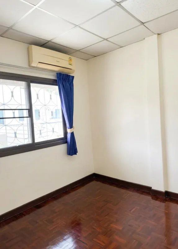 รูปที่3 ต้องการขายบ้านพร้อมที่ดิน บางเลน บางใหญ่ ราคา 2,900,000 บาท