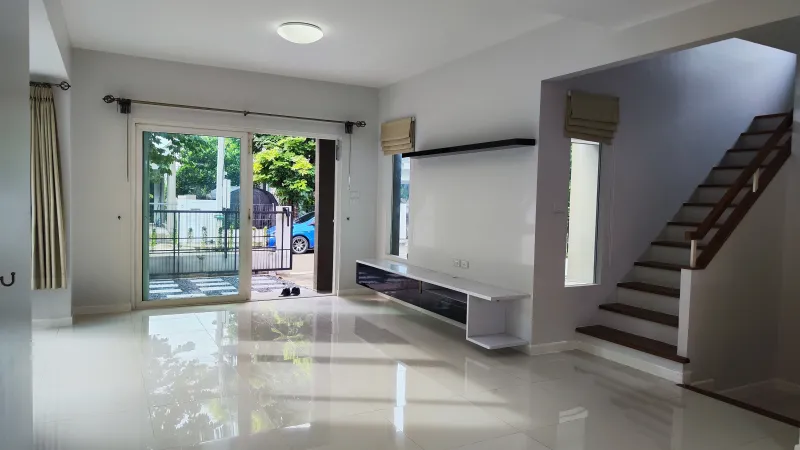 รูปที่4 ต้องการขายบ้านพร้อมที่ดิน บางเตย สามพราน ราคา 5,200,000 บาท