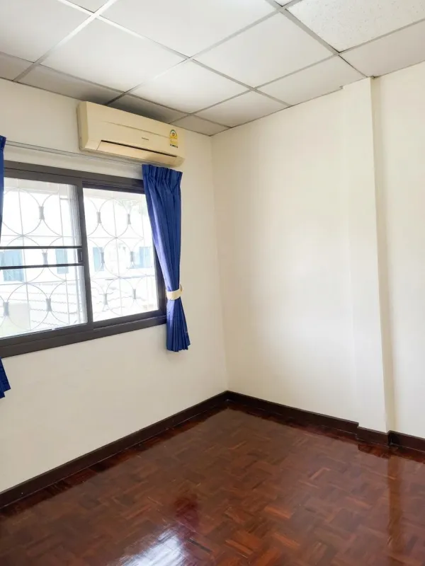 รูปที่3 ต้องการขายบ้านพร้อมที่ดิน บางเลน บางใหญ่ ราคา 2,800,000 บาท