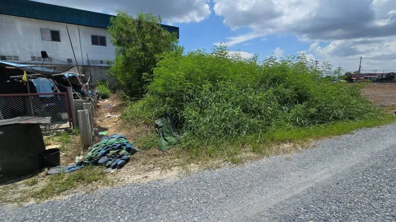 รูปที่4 ต้องการขายที่ดินเปล่า ลานตากฟ้า นครชัยศรี ราคา 900,000 บาท