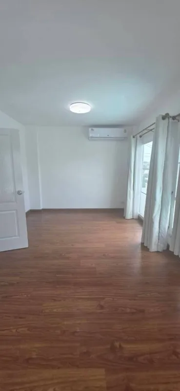 รูปที่2 ต้องการขายบ้านพร้อมที่ดิน ศาลากลาง บางกรวย ราคา 3,900,000 บาท